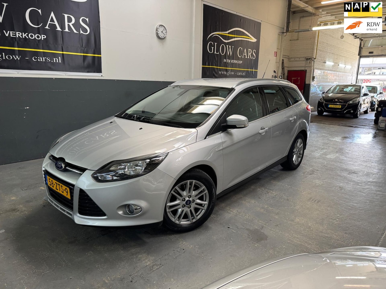 Ford Focus Wagon - 1.6 EcoBoost Titanium |AIRCO|CRUISE|NAVI|PDC|TREKHAAK| - AutoWereld.nl