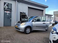 Daihatsu Sirion 2 - 1.0-12V Premium - NIEUWE APK