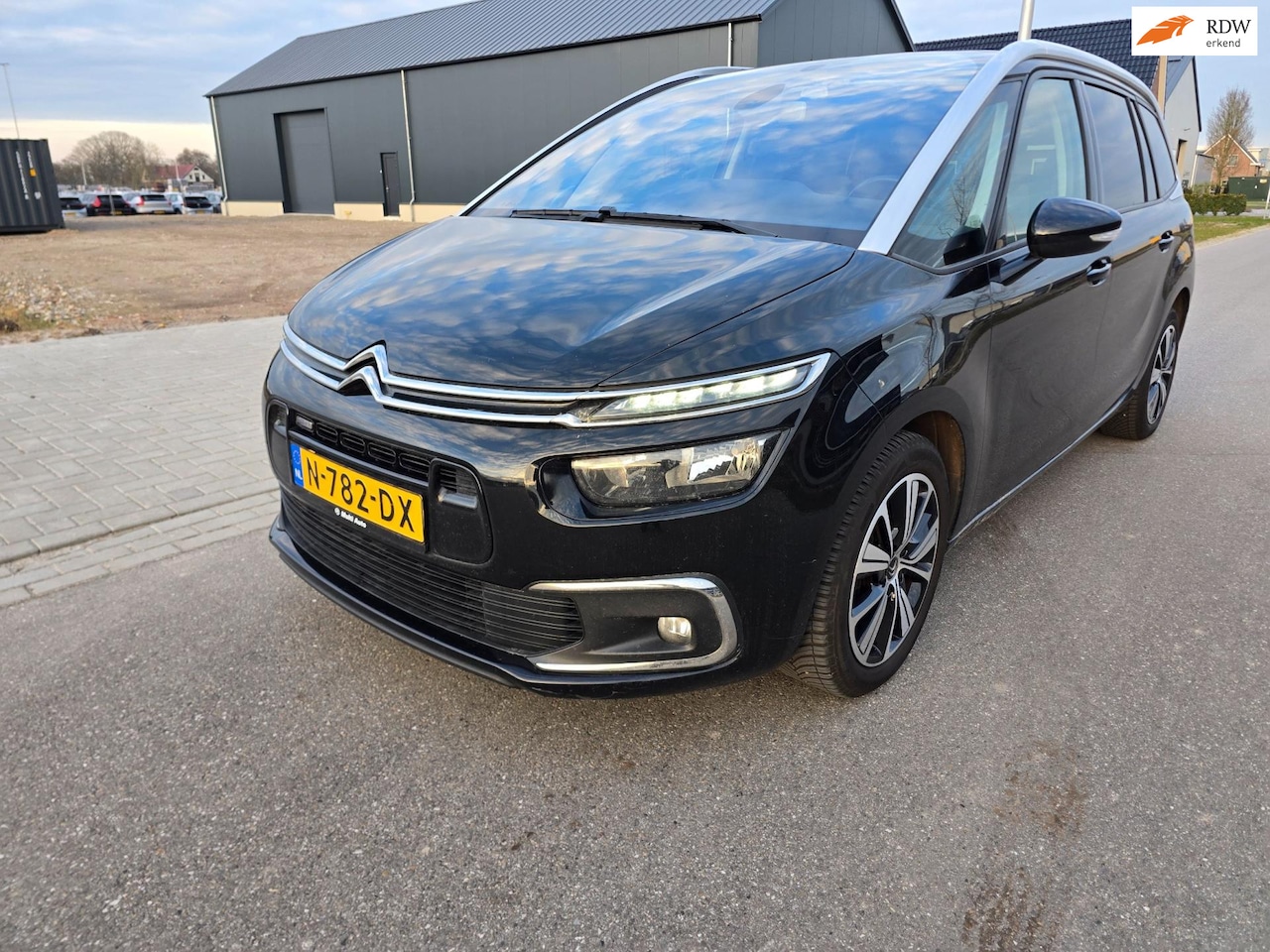 Citroën Grand C4 Picasso - 1.2 PureTech 7 Personen Camera Adapt Cruise - AutoWereld.nl