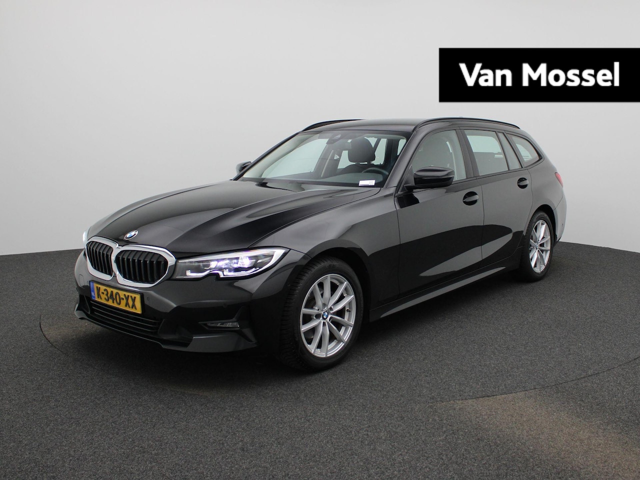 BMW 3-serie Touring - 320d xDrive High Executive | Automaat | Apple Carplay / Android Auto | Achteruitrijcamera - AutoWereld.nl
