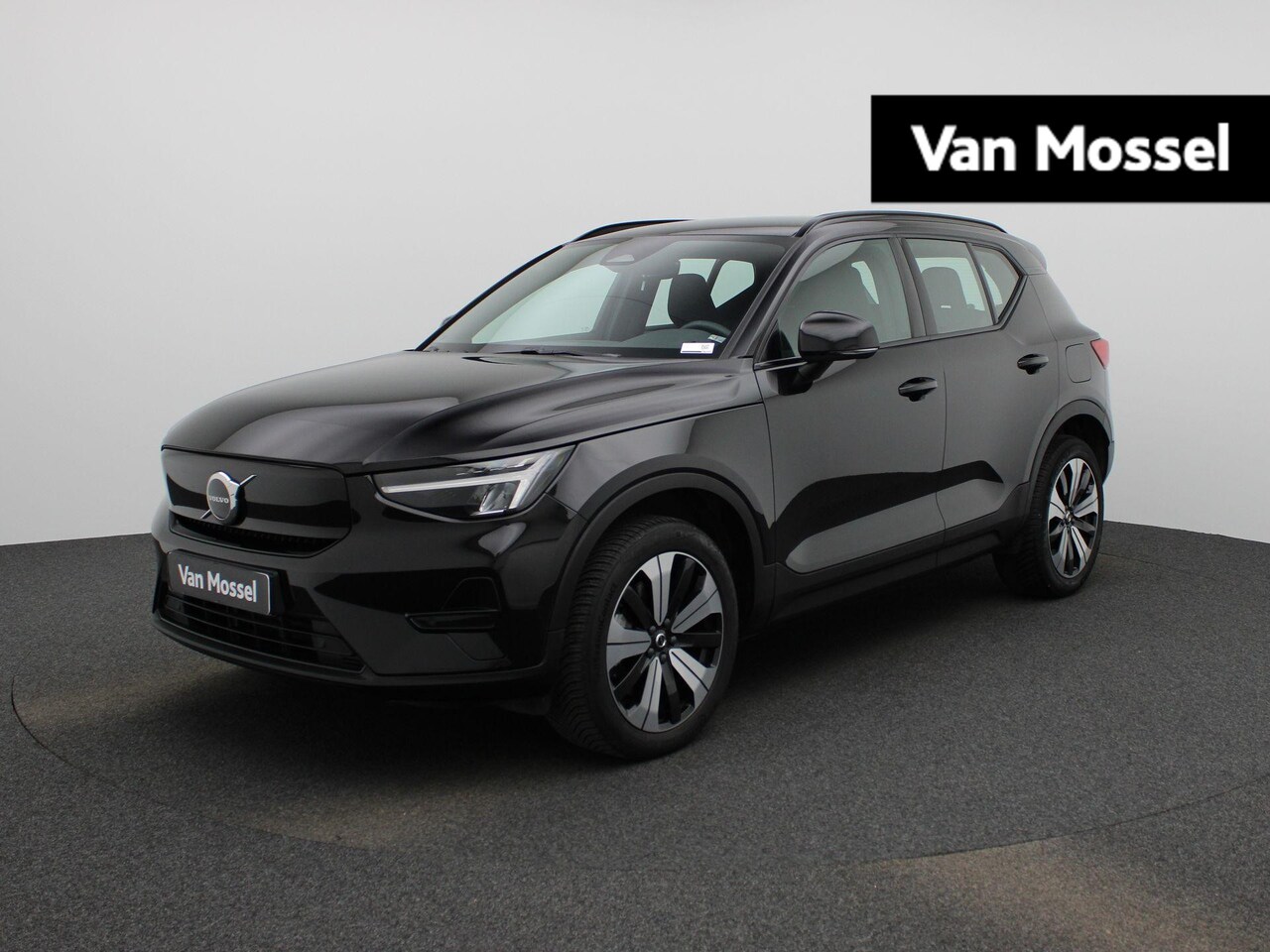 Volvo XC40 - Recharge Core | Camera | Navigatie | Climate Control | Apple Carplay/Android Auto | - AutoWereld.nl