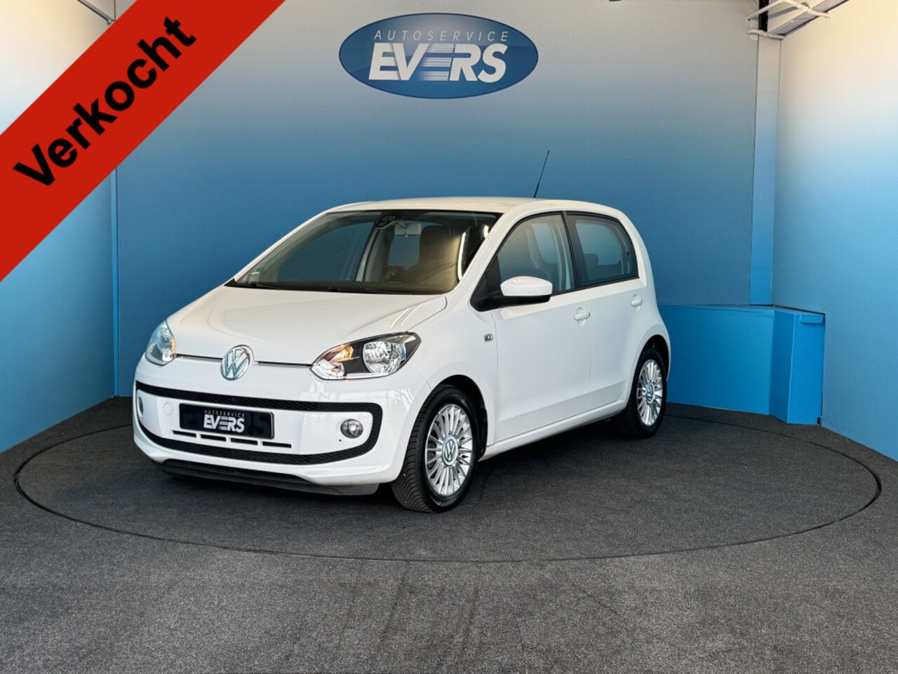 VOLKSWAGEN UP