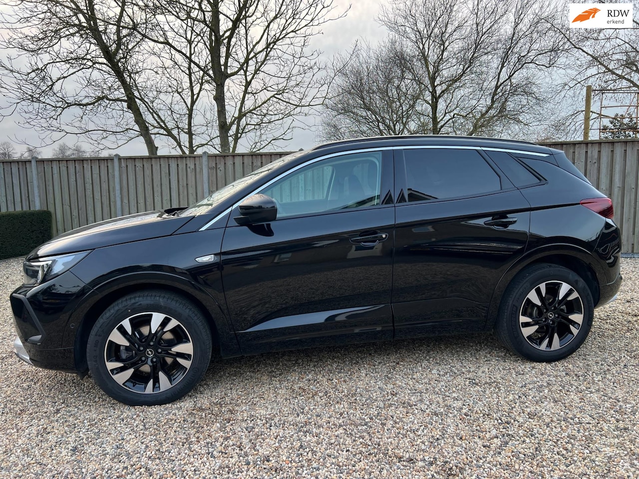 Opel Grandland - 1.2 Turbo Ultimate Automaat & Navigatie & Camera & Winterpakket - AutoWereld.nl