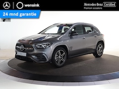 Mercedes-Benz GLA-Klasse - 250 e Business Solution AMG | Trekhaak | Winterpack | Dodehoek detectie | Apple Carplay |