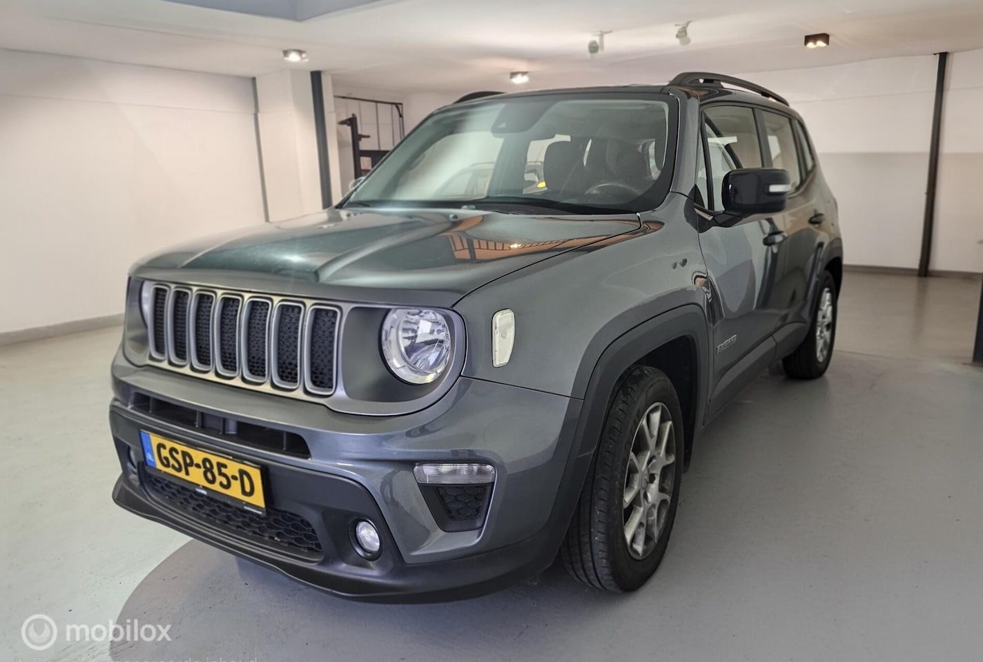 Jeep Renegade - 1.5T e-Hybrid Limited 1 jaar garantie - AutoWereld.nl