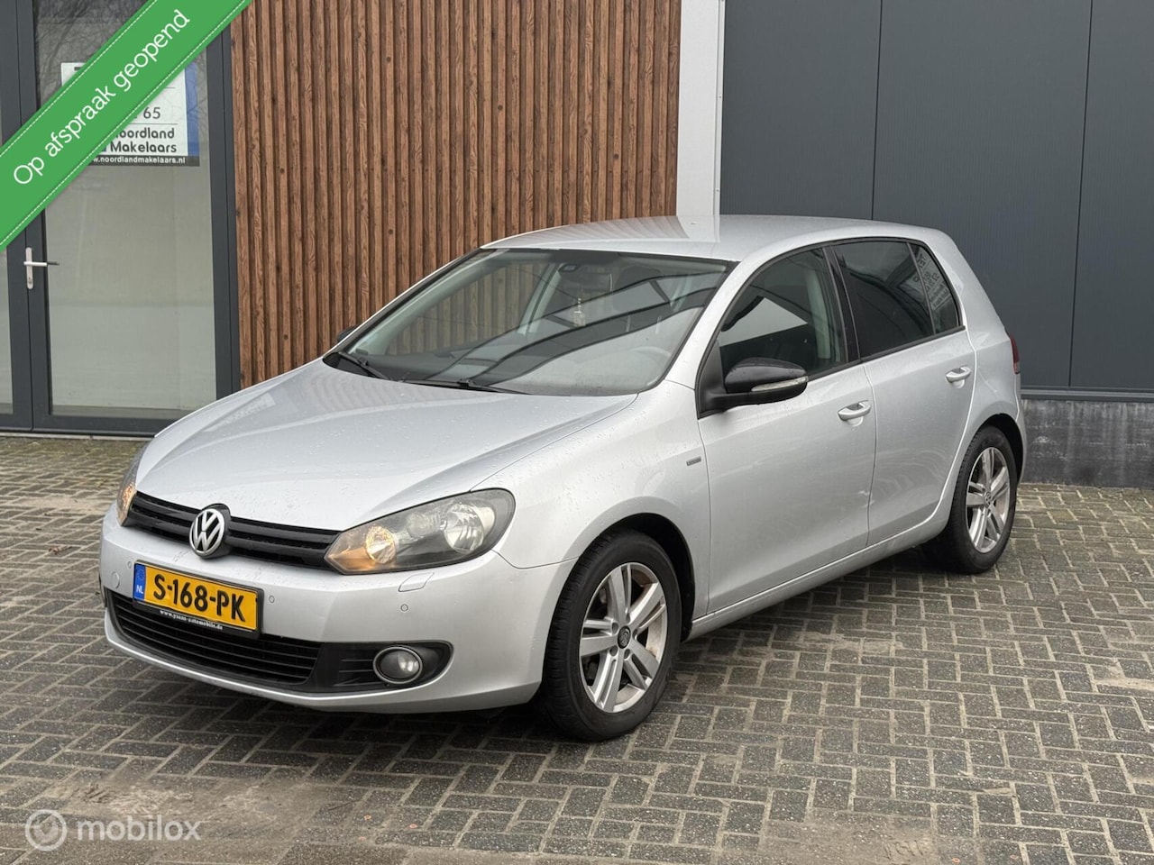 Volkswagen Golf - 1.2 TSI Highline BlueMotion| camera| CarPlay - AutoWereld.nl