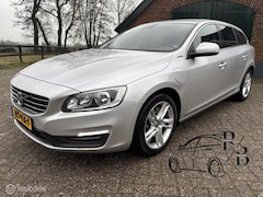 Volvo V60 - 2.4 D6 Twin Engine Momentum AUTOMAAT
