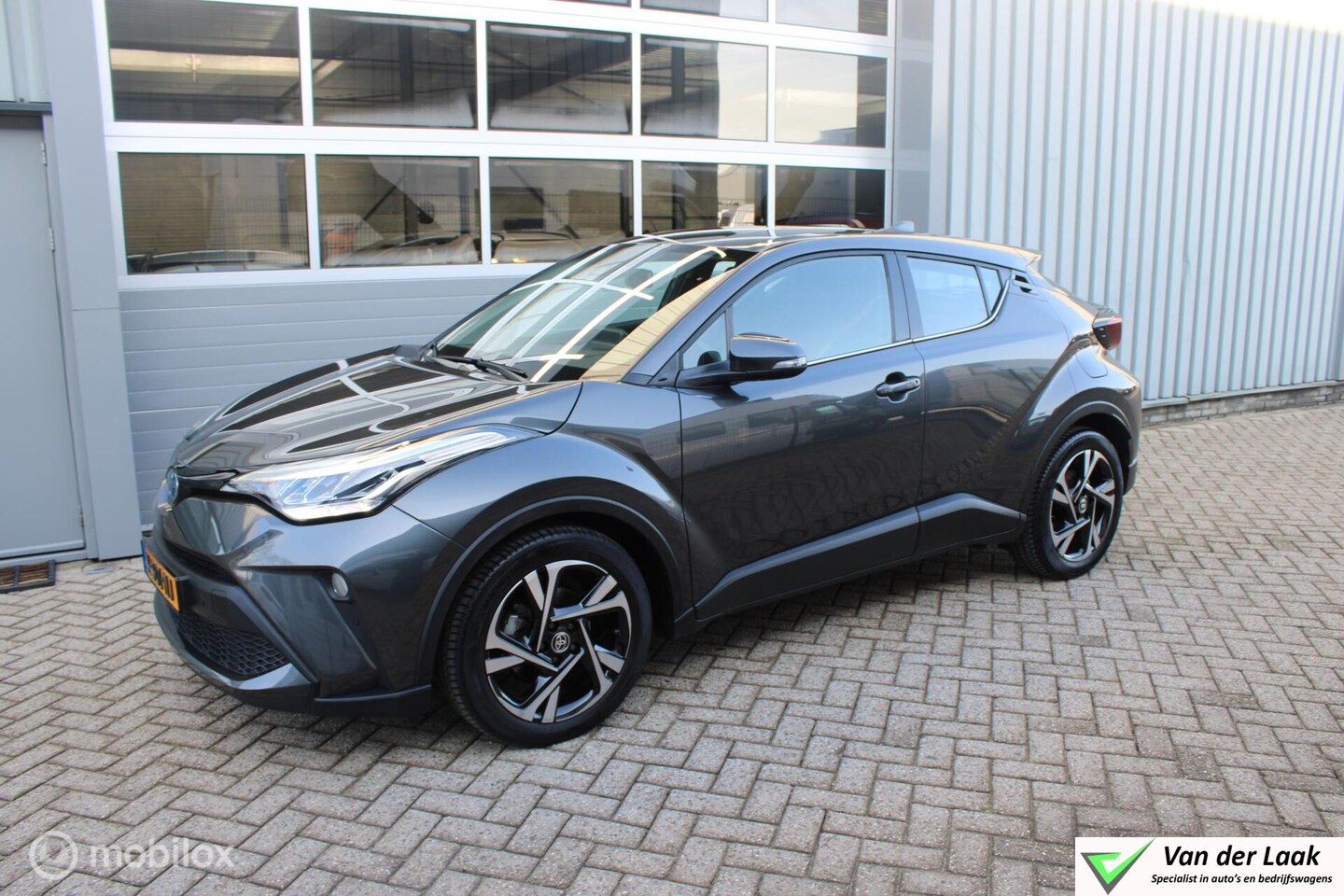 Toyota C-HR - 2.0 Hybrid Dynamic | Trekhaak | 1e Eigenaar | Btw Auto. - AutoWereld.nl