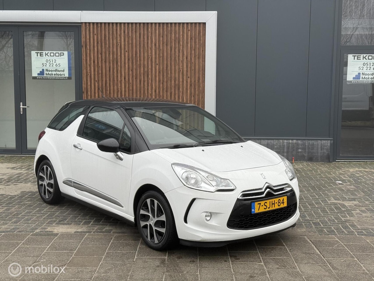 Citroën DS3 - 1.2 VTi Chic| Cruise| Airco| CarPlay| Pdc| Luxe - AutoWereld.nl