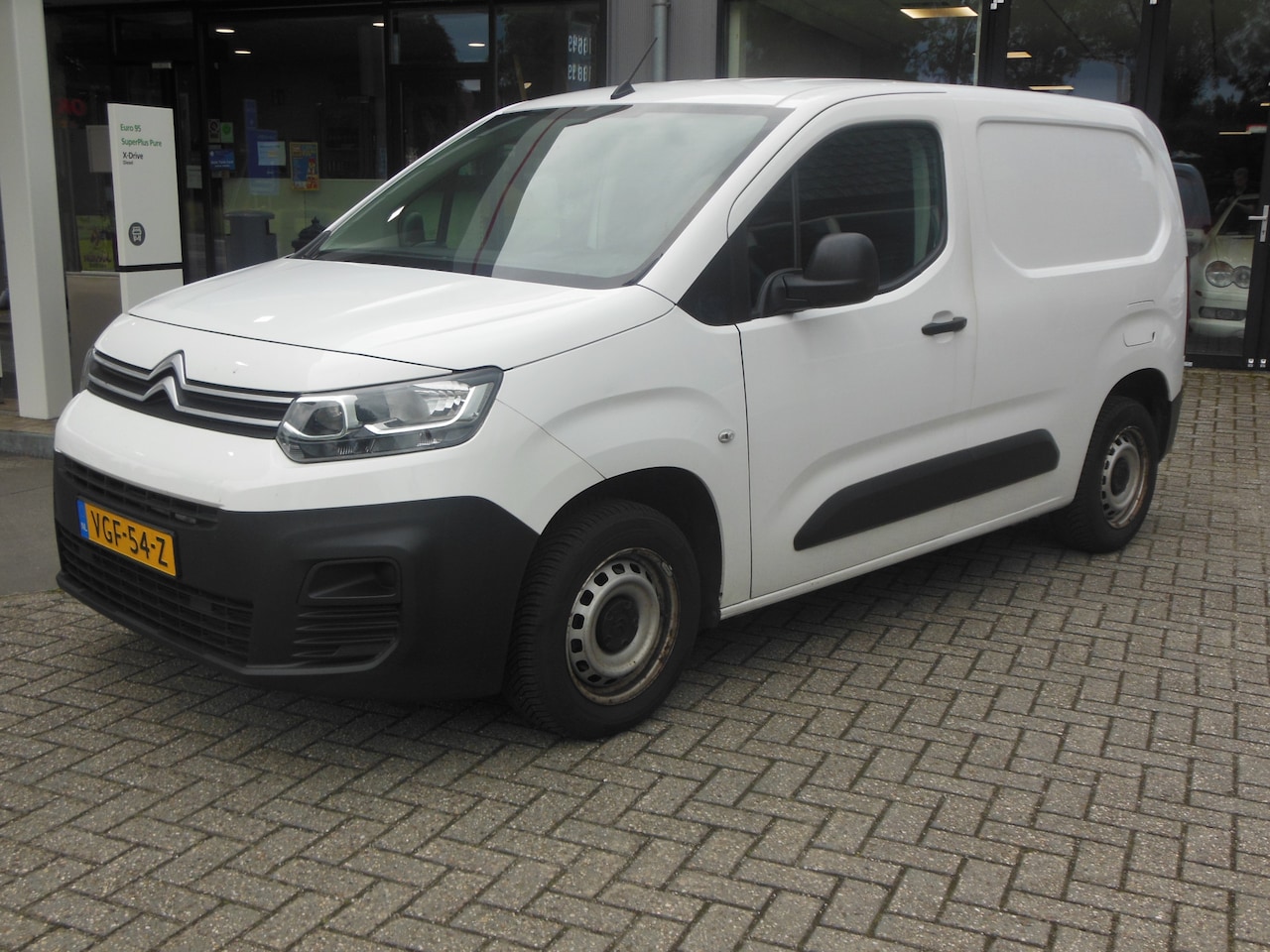 Citroën Berlingo - 1.5 BlueHDI Control Exl. b.t.w. Staat in Hoogeveen - AutoWereld.nl