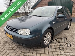 Volkswagen Golf - 1.4-16V Trendline INRUILKOOPJE VASTE PRIJS
