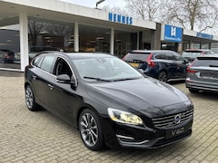 Volvo V60 - 2.0 T5 213pk 5 Cilinder Momentum Xenon Family