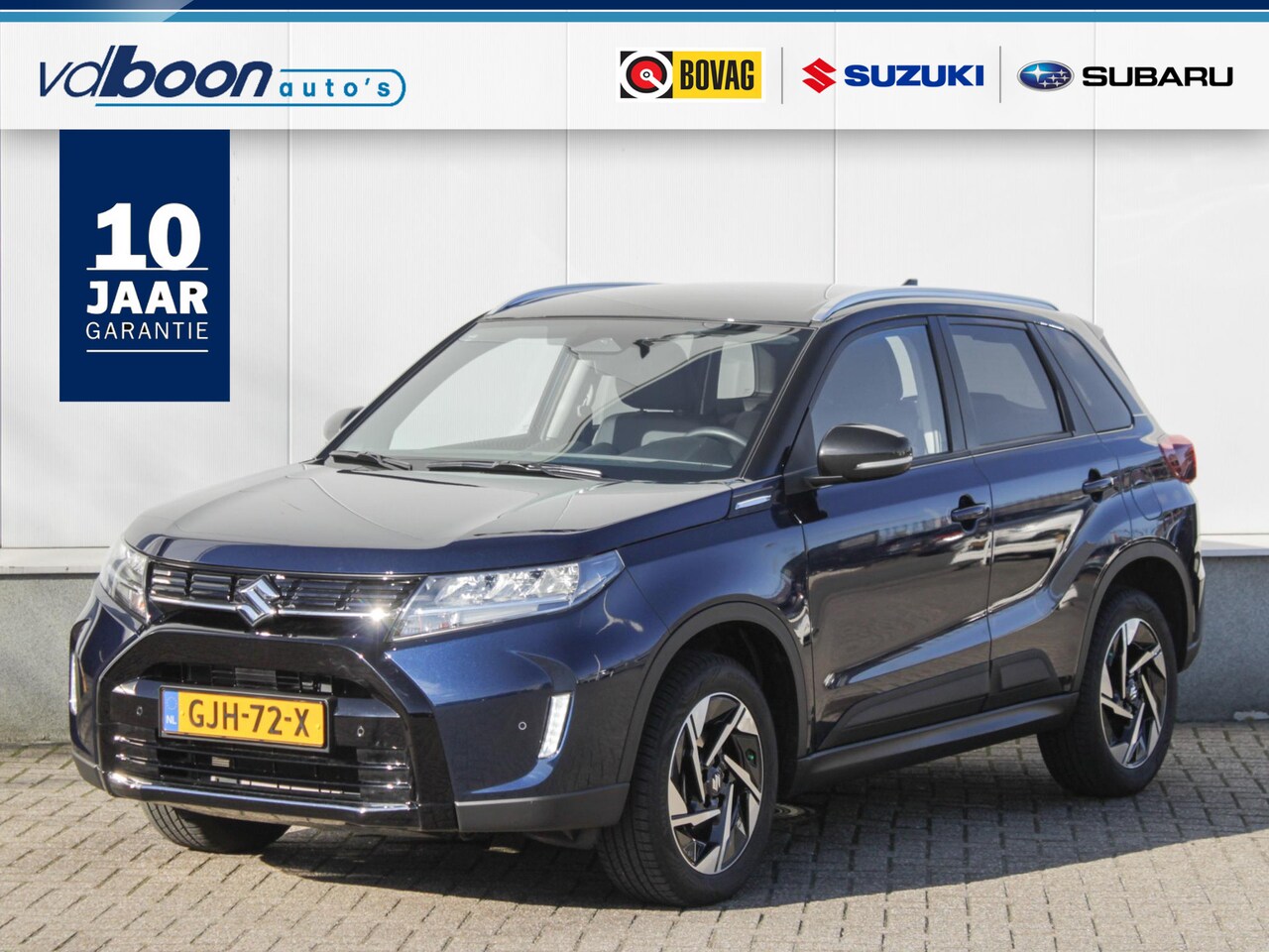 Suzuki Vitara - 1.5 Hybrid Style Automaat | Navi | Adap. Cruise | All Season | Lm-Velgen - AutoWereld.nl