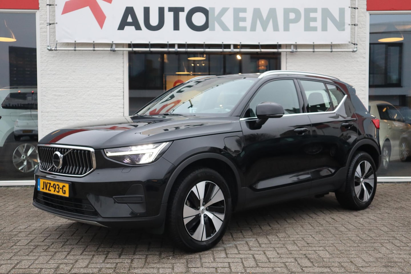 Volvo XC40 - 1.5 T4 RECHARGE INSCRIPTION NAVI|APPLE CARP|STOELVERW|BTW AUTO|DEALER ONDERHOUDEN - AutoWereld.nl