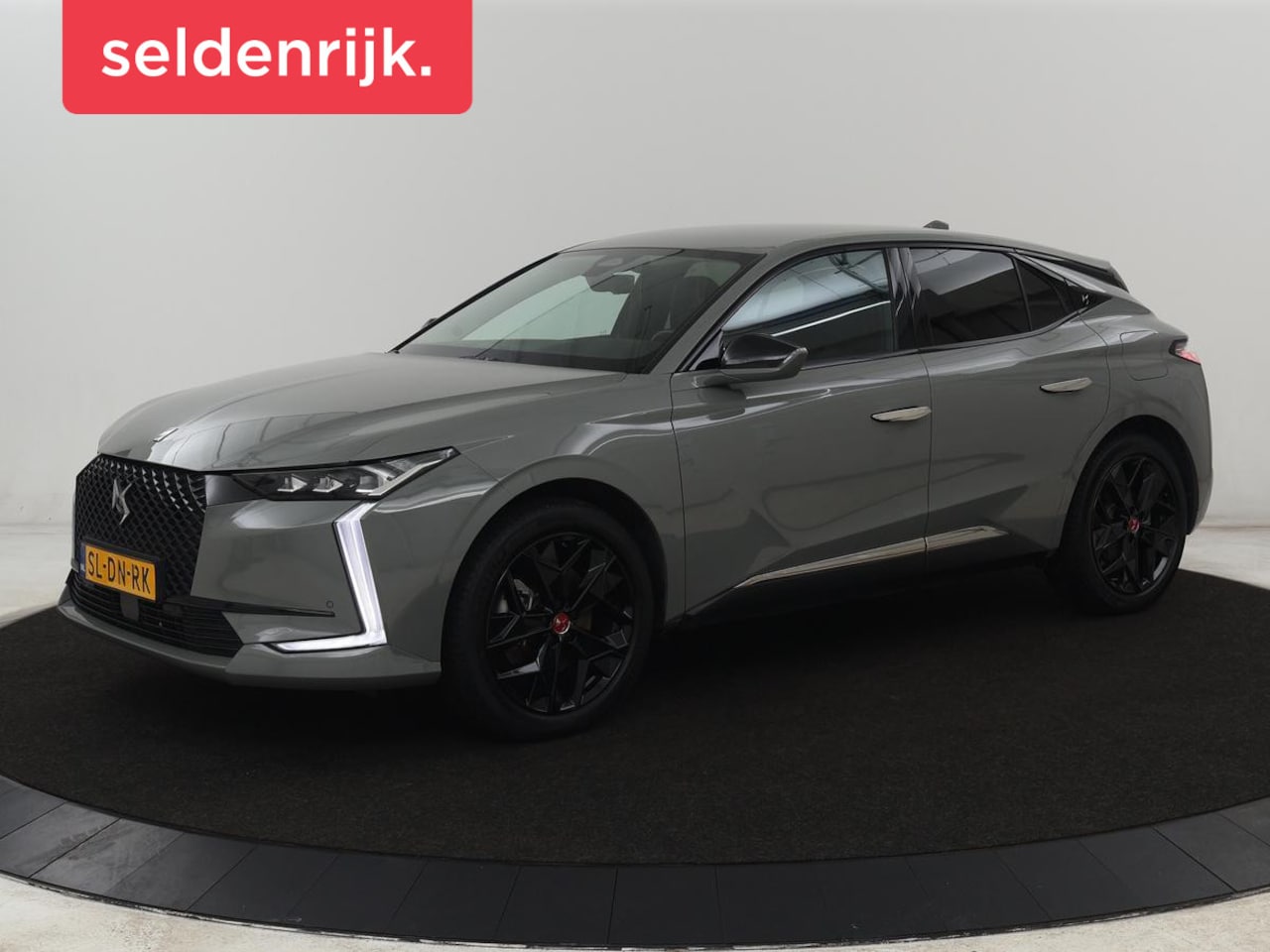 DS 4 - 1.6 PHEV 225 Étoile | Leder | Trekhaak | Matrix LED | Head-Up | Camera | Carplay | Navigat - AutoWereld.nl