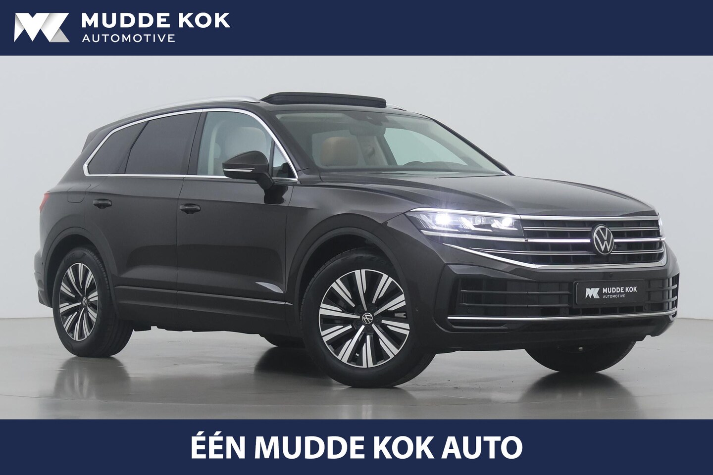 Volkswagen Touareg - 3.0 TSi eHybrid 4MOTION Elegance | Luchtvering | Trekhaak | Night Vision | Panoramadak | D - AutoWereld.nl