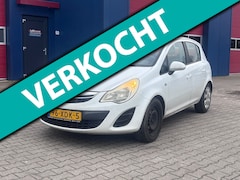 Opel Corsa - 1.3 CDTi EcoFlex S/S Business Edition | Airco + Cruise Nu € 1.950,