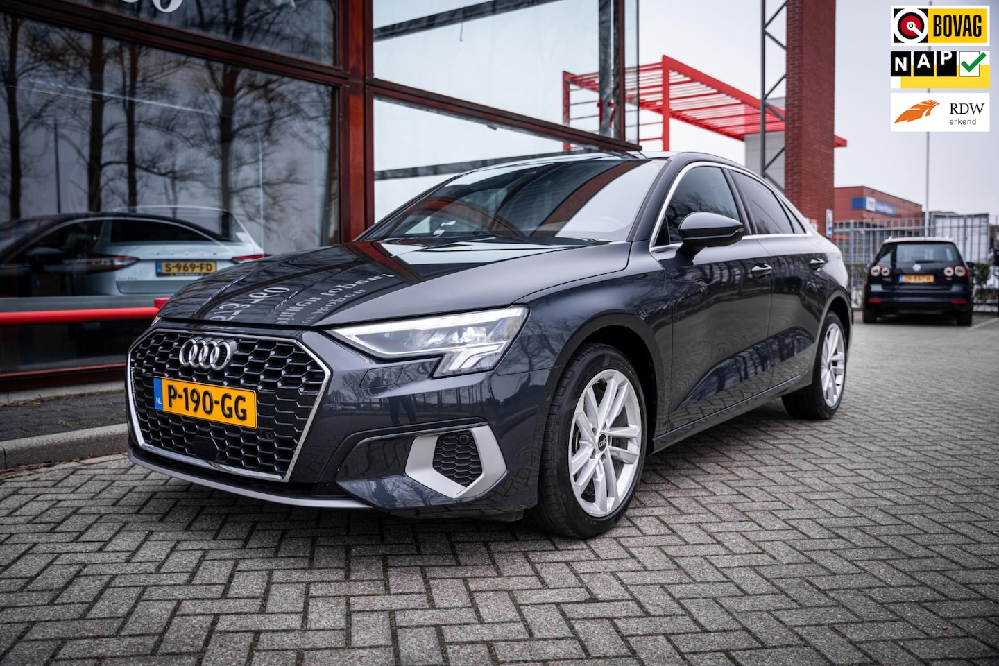 Audi A3 Limousine - 35 TFSI Sport Advanced edition | Automaat | Navigatie | LED | Connected | Camera | Stoel v - AutoWereld.nl