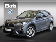BMW X1 - sDrive18i High Executive | Elektrisch Glazen Panorama-dak | Voorstoelen Verwarmd | Elektri
