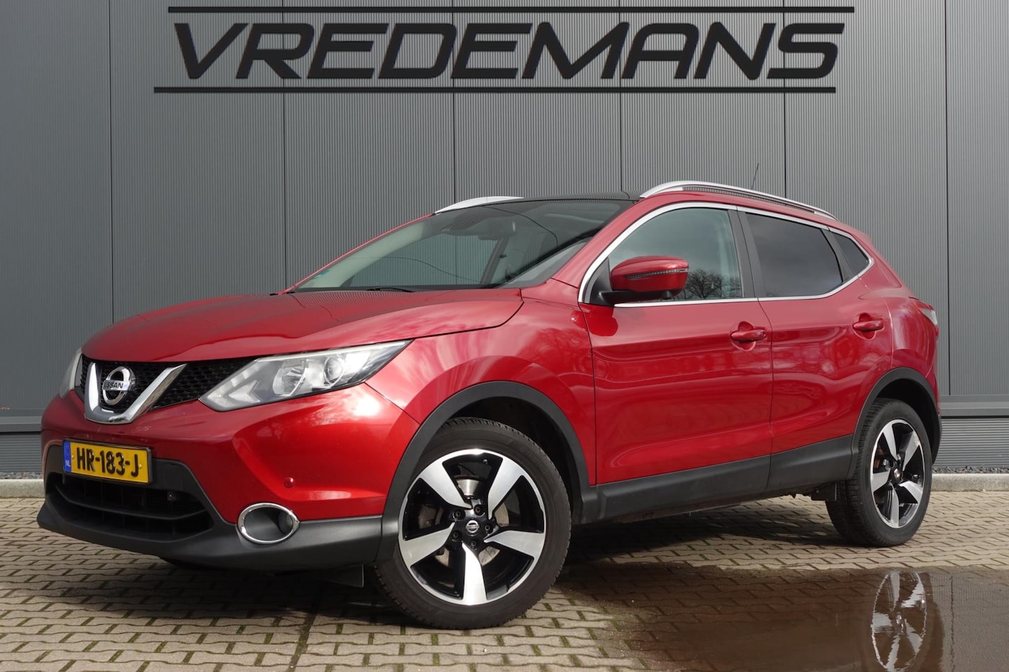 Nissan Qashqai - 1.2 Connect Edition PANO/NAVI - AutoWereld.nl