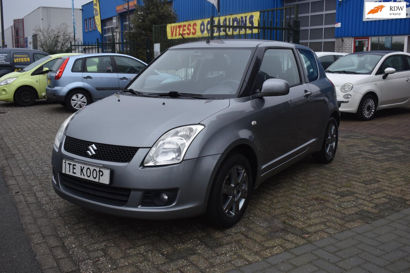 Suzuki Swift - 1.3 Base NIEUWE APK KEYLESS - AutoWereld.nl