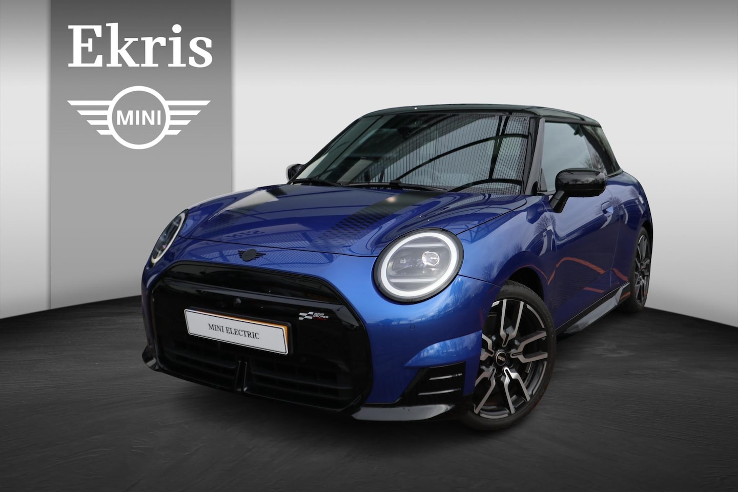 MINI Mini-Electric - 3-deurs Cooper SE | John Cooper Works Trim + Pakket L - AutoWereld.nl