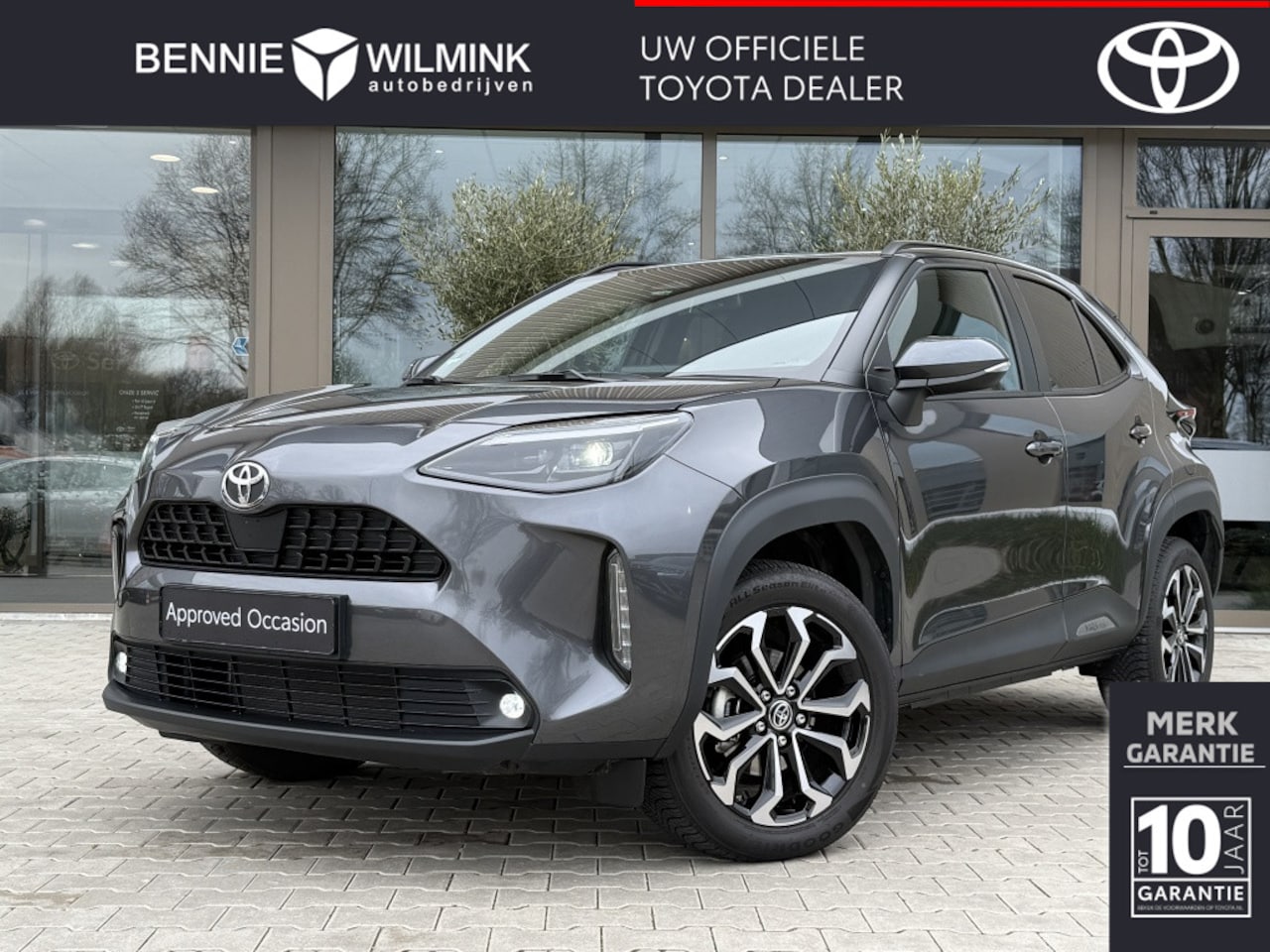 Toyota Yaris Cross - 1.5 Hybrid 130 Dynamic | Stuur en Stoelverwarming | All Seasons - AutoWereld.nl