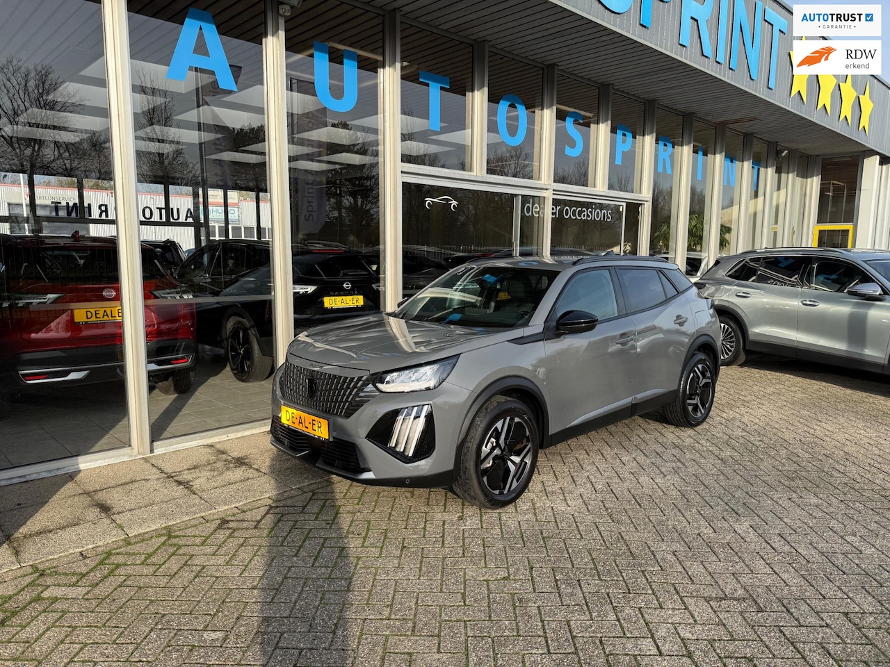 Peugeot 2008 - 1.2 PureTech PK130 / ACHTERUITRIJCAMERA / NAVIGATIE - AutoWereld.nl