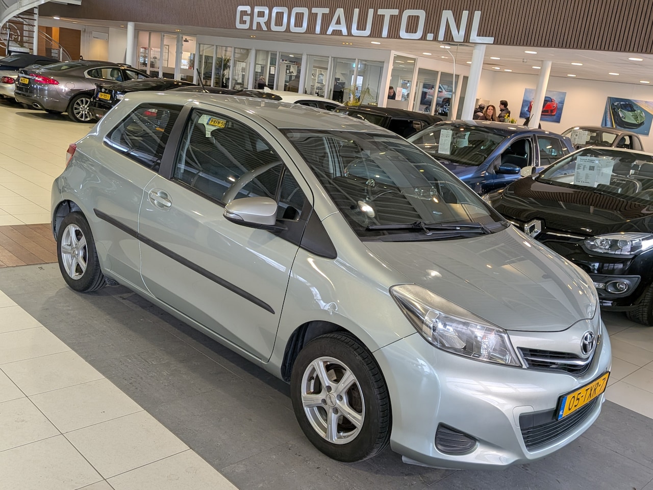 Toyota Yaris - 1.0 VVT-i Aspiration Airco, Stuurbekrachtiging - AutoWereld.nl
