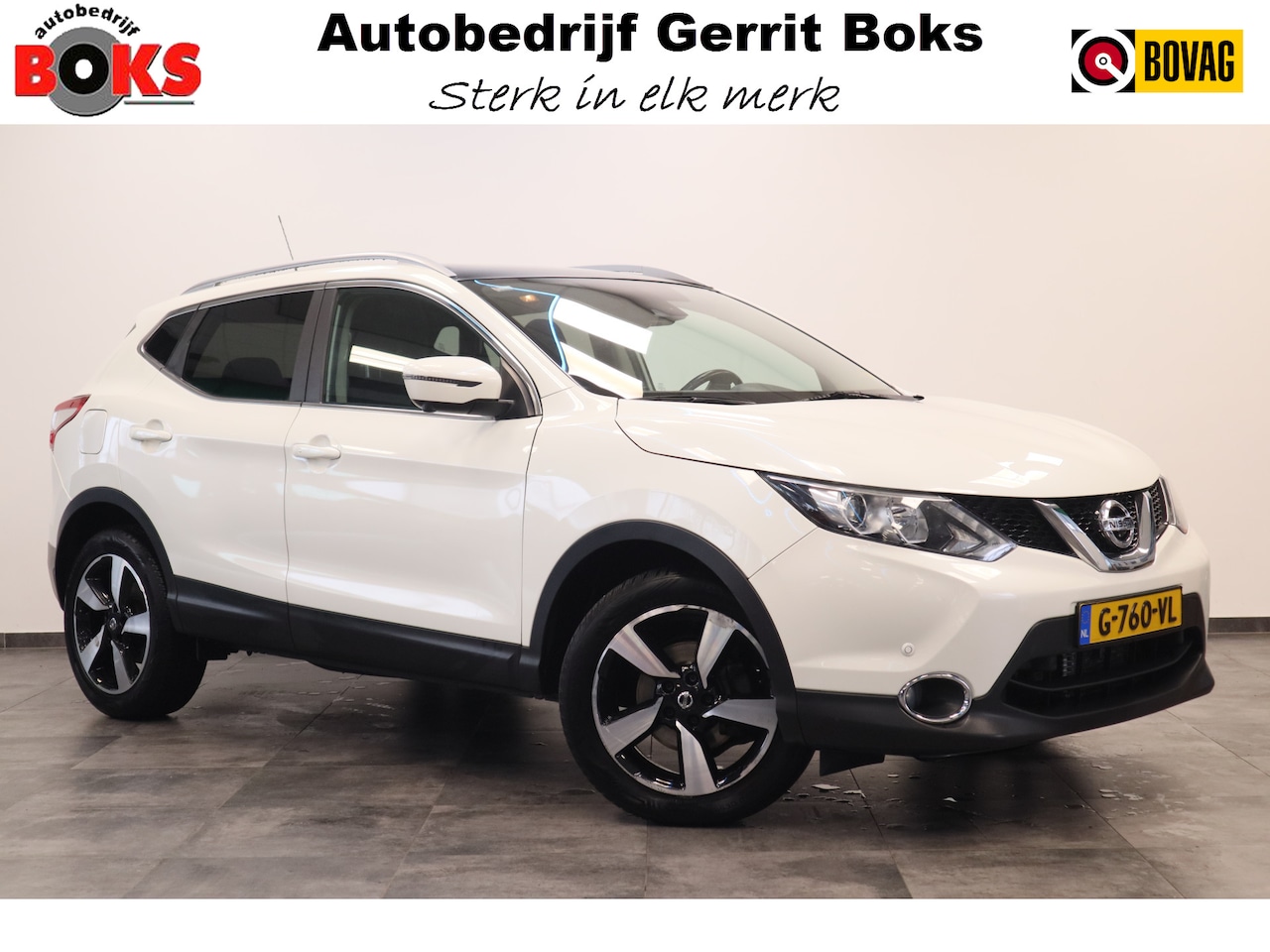 Nissan Qashqai - 1.2 N-Connecta NAVI Panoramadak Stoelverw Keyless - AutoWereld.nl