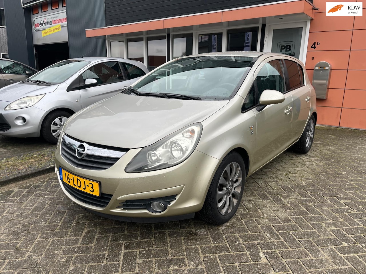 Opel Corsa - 1.2-16V '111' Edition 1e eigenaar automaat - AutoWereld.nl