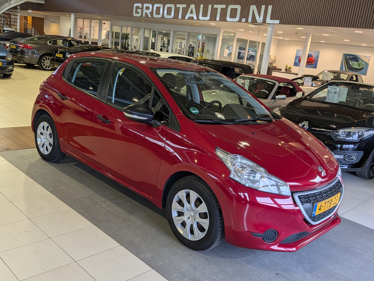 Peugeot 208 - 1.2 VTi Access Cruise Control, Stuurbekrachtiging - AutoWereld.nl