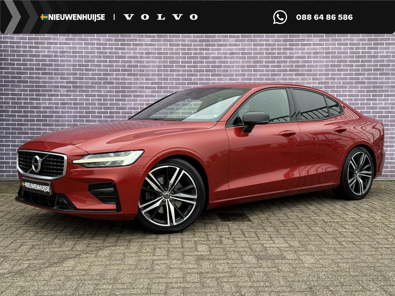 Volvo S60 - 2.0 T4 R-Design | Nieuwe Distributie riem | 12 mnd BOVAG garantie | Trekhaak | Camera | St - AutoWereld.nl