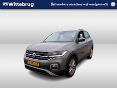 Volkswagen T-Cross - 1.0 TSI Style / Led / Virtual cockpit / Navigatie / Afneembare trekhaak / Climate control