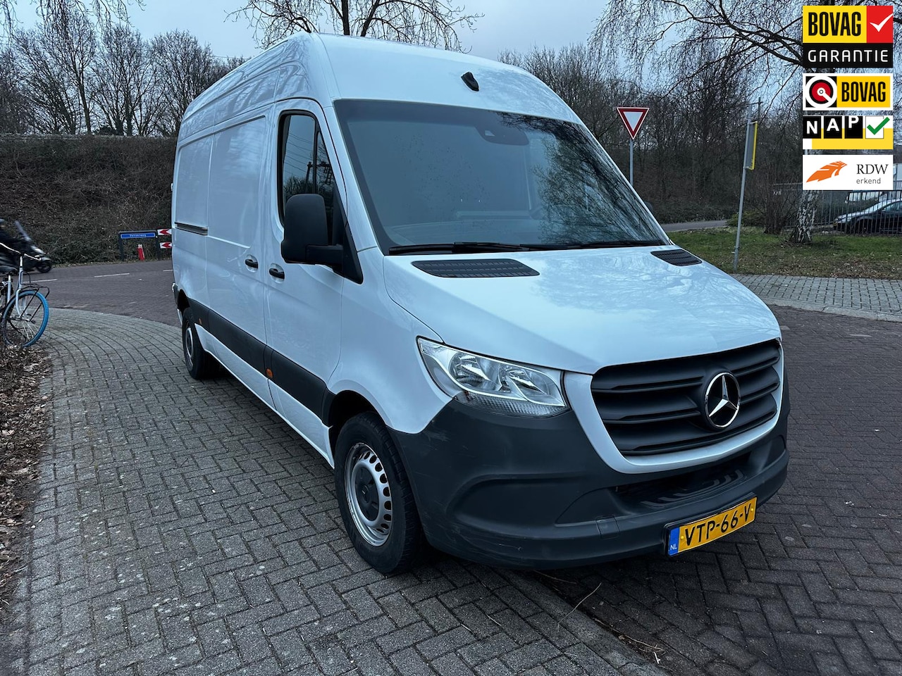 Mercedes-Benz Sprinter - 315 1.9 CDI L2H2 FWD 315 1.9 CDI L2H2 FWD - AutoWereld.nl
