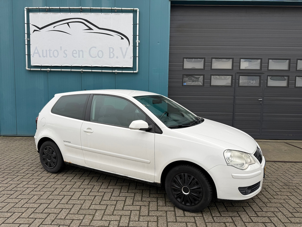 Volkswagen Polo - 1.2 Trendline Facelift model Airco Inruilkoopje EXPORT - AutoWereld.nl