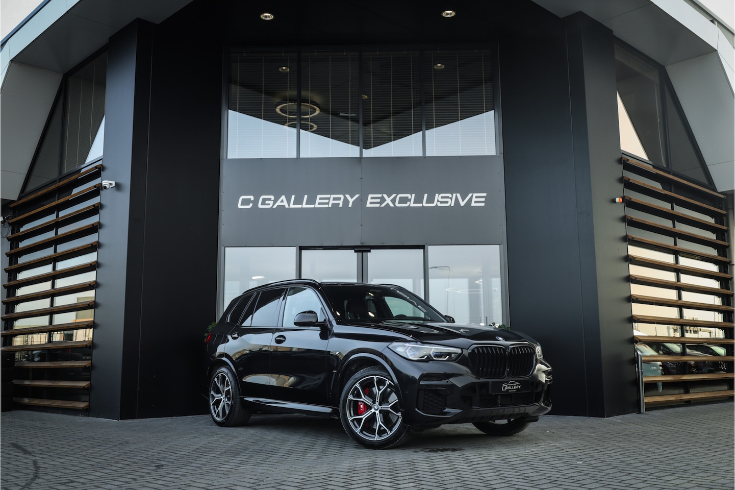 BMW X5 - xDrive45e High Executive - M Sport | Luchtvering | Memory | 360 Camera - AutoWereld.nl