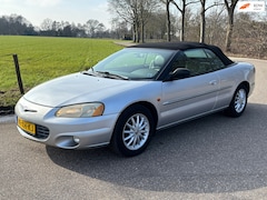 Chrysler Sebring Cabrio - 2.7i-V6 24V LX Convertible | koppaking lek | automaat |