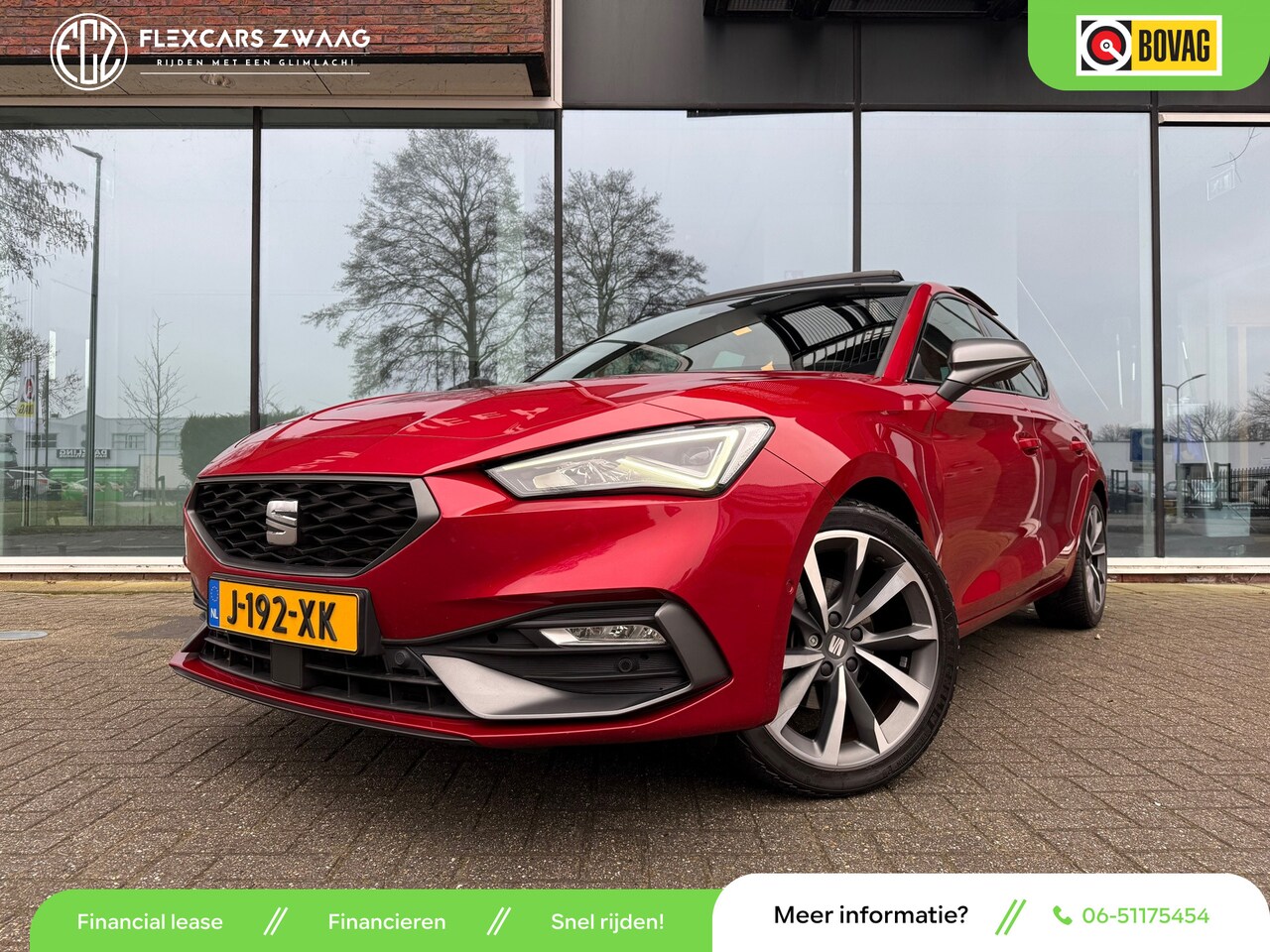 SEAT Leon - 1.5 TSI FR Launch Edition - Navi - Pano/schuifdak - Parkeerhulp - Org.NL - AutoWereld.nl