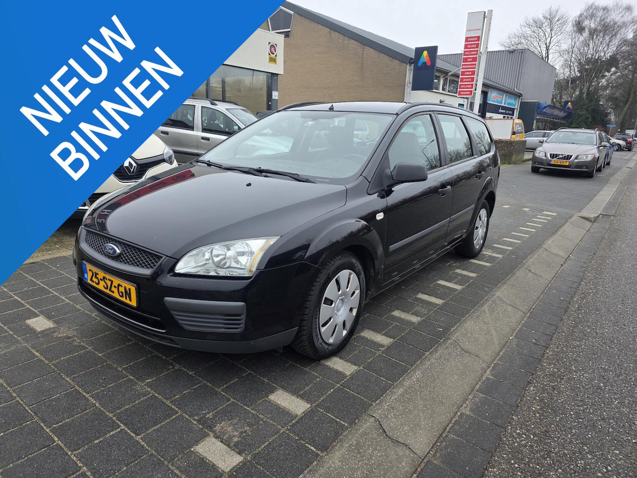 Ford Focus Wagon - 1.6-16V Champion 5 deurs, airco, stationwagon - AutoWereld.nl