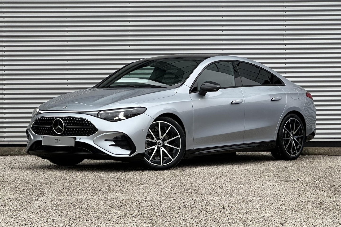 Mercedes-Benz CLA-Klasse - CLA 180 Coupé Automaat Business Solution AMG | Nightpakket | Memory | Multibeam LED | 19'' - AutoWereld.nl