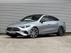 Mercedes-Benz CLA-Klasse - CLA 180 Coupé Automaat Business Solution AMG | Nightpakket | Memory | Multibeam LED | 19''