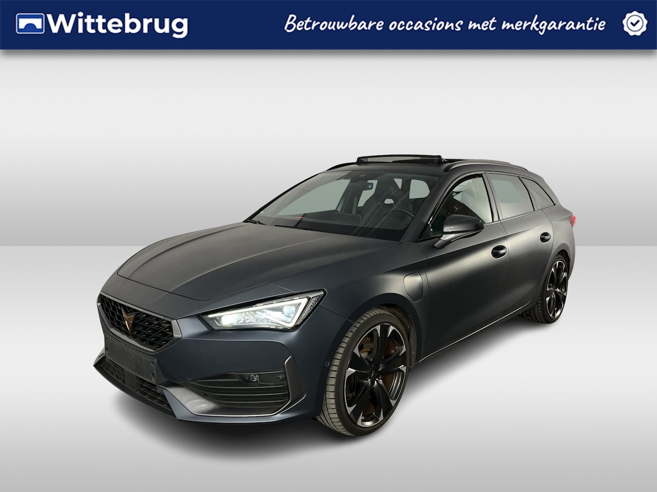 CUPRA Leon Sportstourer - 1.4 e-Hybrid VZ Performance / AUTOMAAT/ PANODAK/ CRUISE/ MEMORY SEAT/ NAVI/ STOELVERWARMIN - AutoWereld.nl