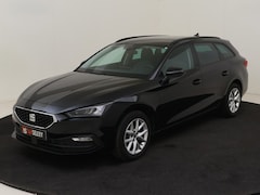 SEAT Leon Sportstourer - 1.0 eTSI Style | Cruise | Stuur/stoel verwarm. | Camera | Navi |