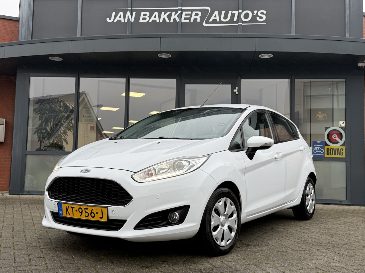 Ford Fiesta - 1.5 TDCi Style Ultimate Lease Edition Cruise PDC Navi Bluetooth - AutoWereld.nl