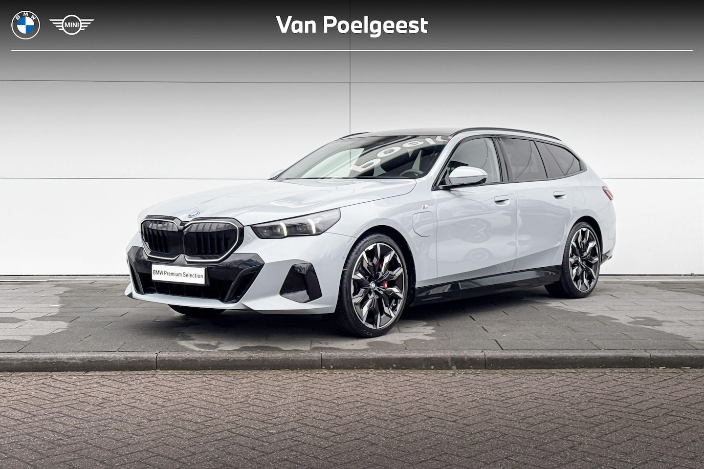 BMW 5-serie Touring - 550e xDrive 550e xDrive - AutoWereld.nl