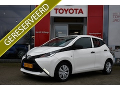 Toyota Aygo - 1.0 VVT-i x-now 69pk 5-deurs | Airco | LED dagrijverlichting | Nieuwe APK |