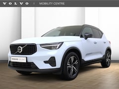 Volvo XC40 - B4 Plus Dark | Trekhaak | Stoelverwarming | Harman Kardon