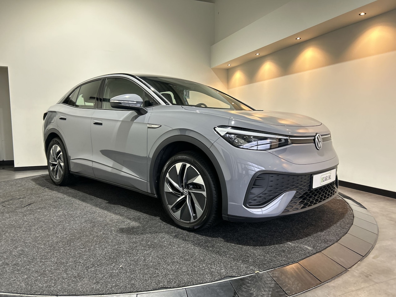 Volkswagen ID.5 - Pro 77 kWh | parkeersensor | leder dashboard - AutoWereld.nl