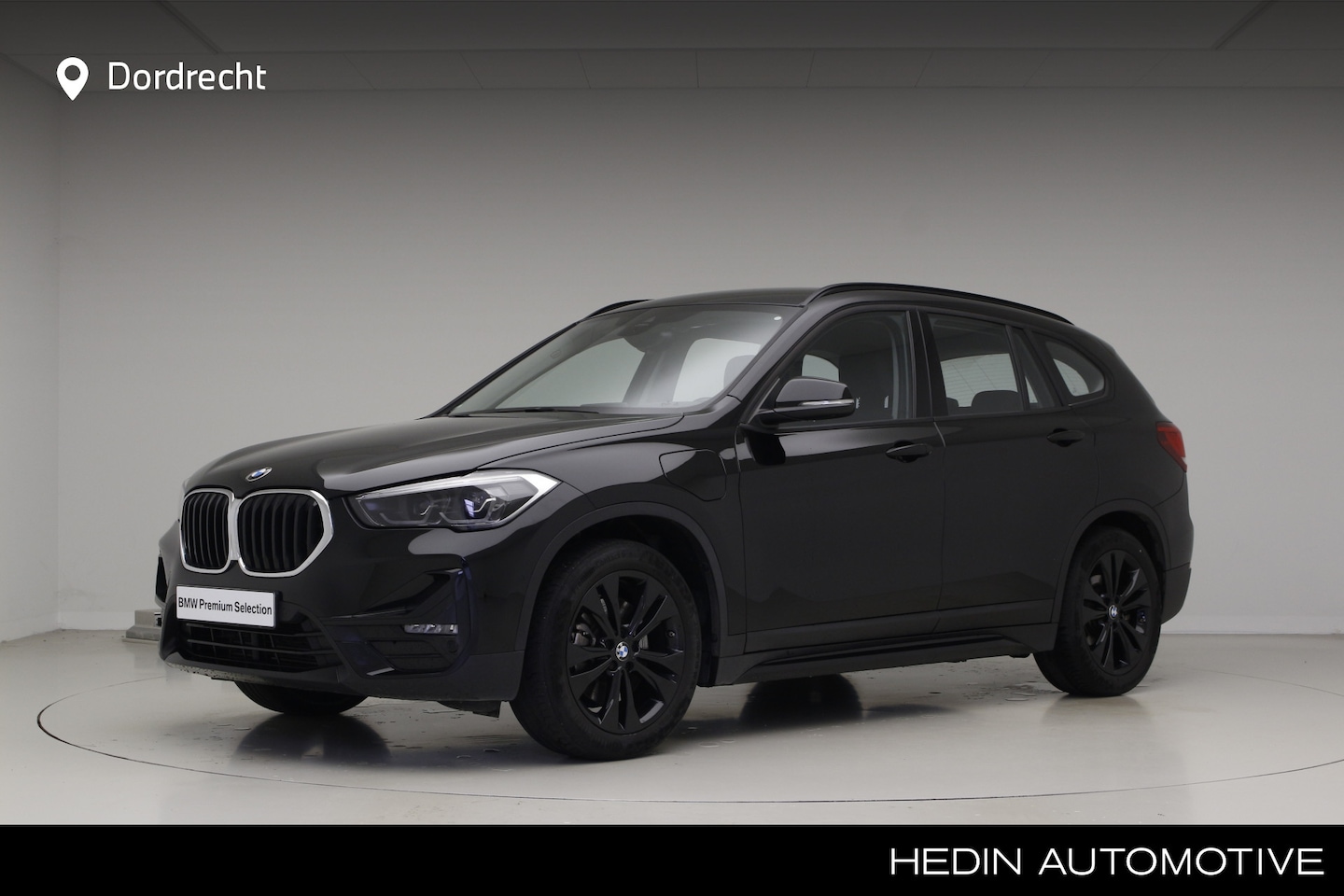BMW X1 - xDrive25e Sportline | Hifi | Head-Up | Stoelverwarming  | 2 jaar BMW Garantie - AutoWereld.nl